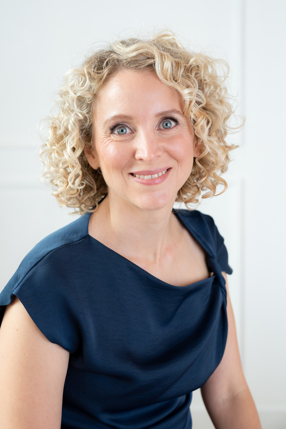 Sarah Janzen, Master Coach and founder of Her Big Leap