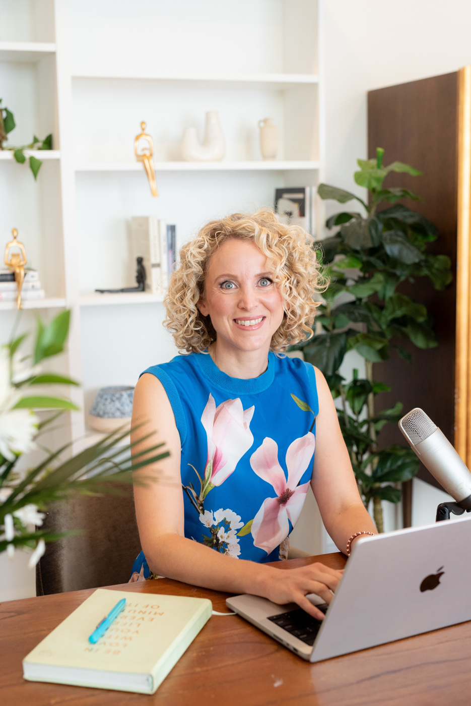 Sarah Janzen, business coach for women leaving corporate